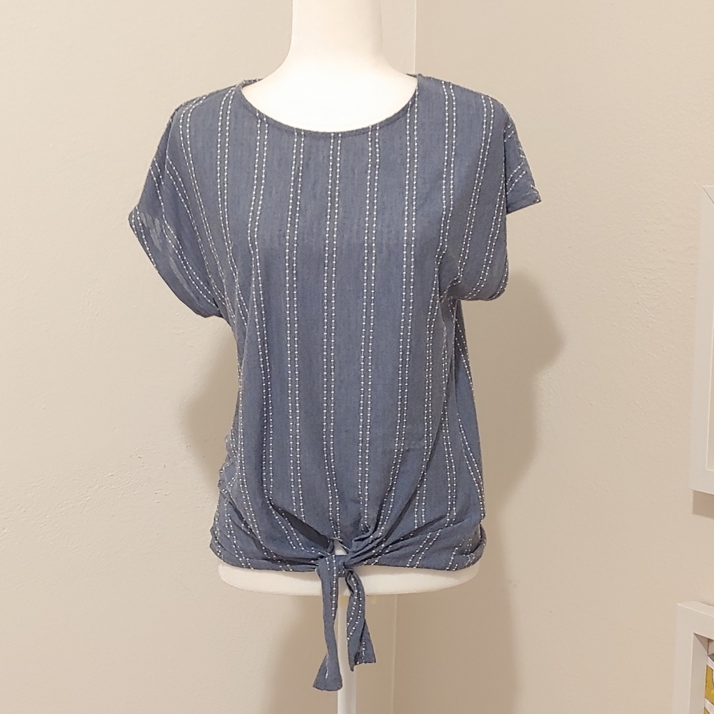Anthropologie W5 Blue Textured Tie Front Top